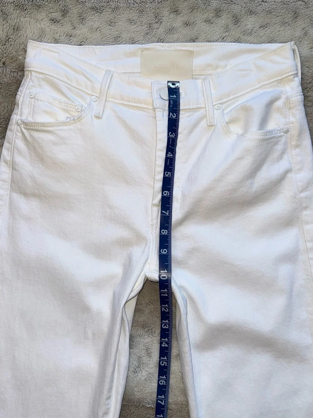 MOTHER Superior The Weekend Flare Jeans in Totally Innocent Size 27 - Picture 12 of 16
